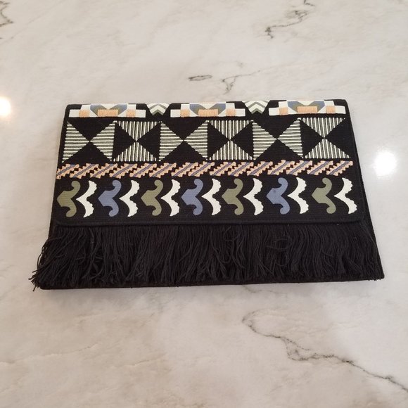 Stella & Dot Handbags - Stella & Dot Summer Tones Black Clutch